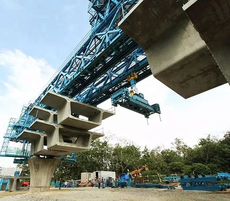 세륨 직립 가득 차있는 광속 발사기 기중기 600T 교량 대들보 발사기